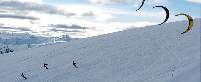 snowkiting - lyže a padak/kite